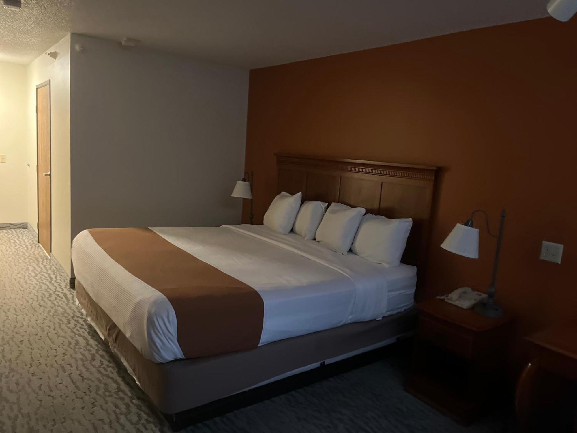 Regency Inn & Suites Anoka المظهر الخارجي الصورة