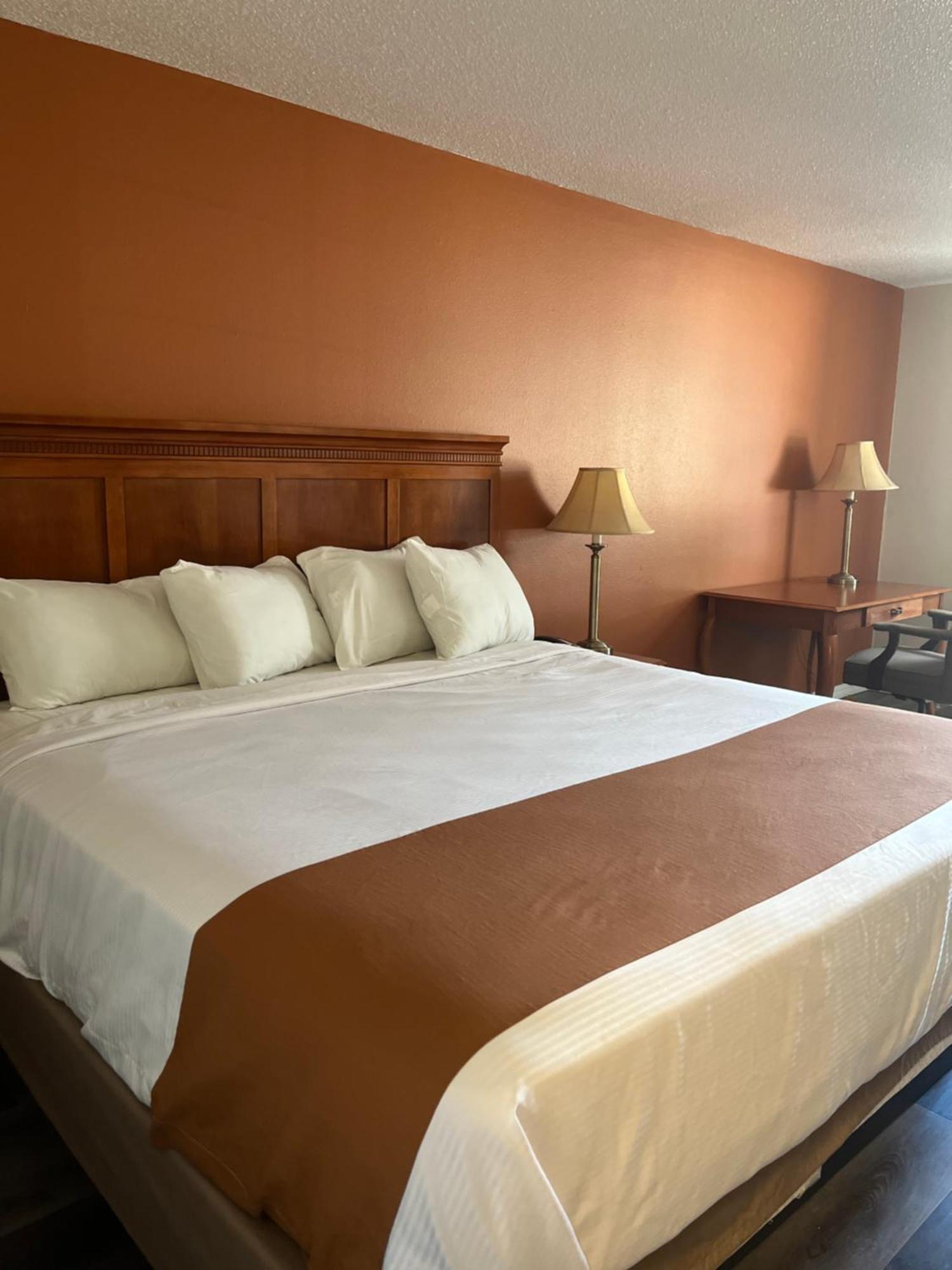 Regency Inn & Suites Anoka المظهر الخارجي الصورة
