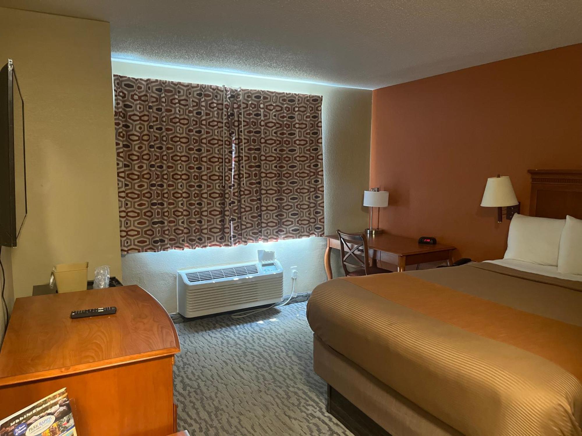 Regency Inn & Suites Anoka المظهر الخارجي الصورة